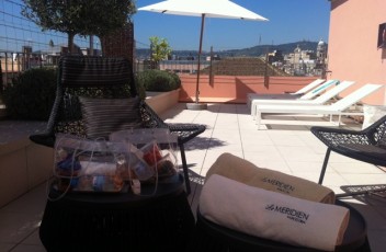 sunbathing lunch hotel le meridien