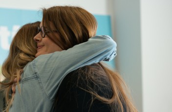 bloggers barcelona abrazo Entulinea