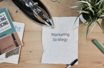 agencia sem en barcelona