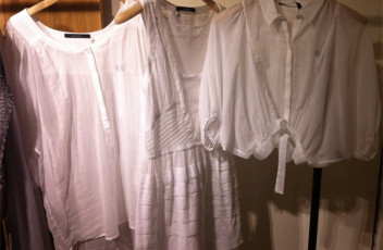 sita-murt-camisa vestido blanco