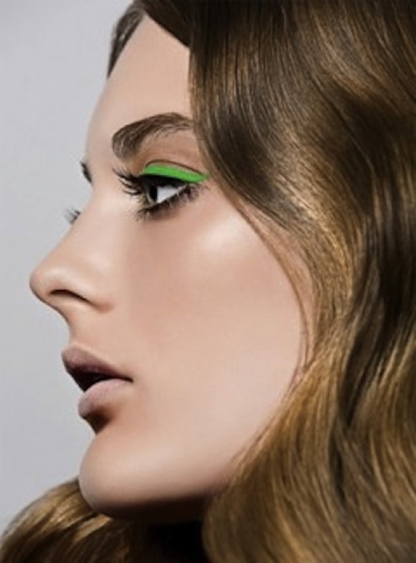 eyeliner verde