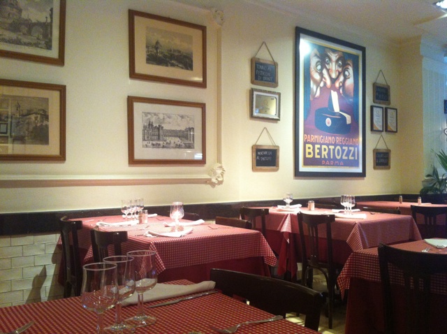 restaurante piazze italia mesas