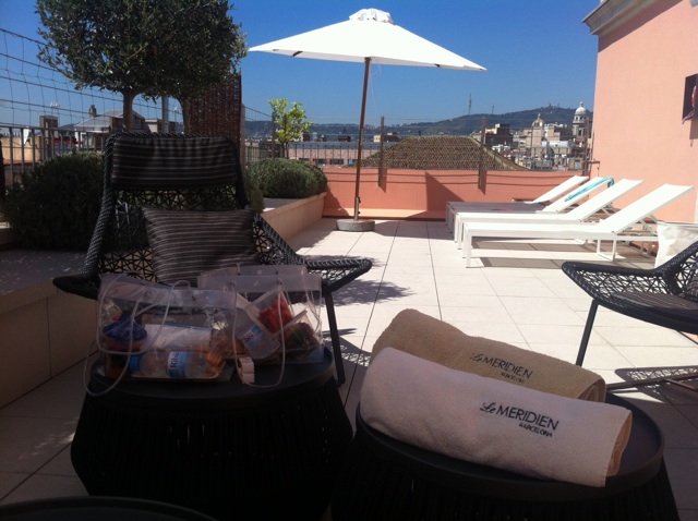 sunbathing lunch hotel le meridien
