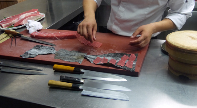 preparacion sushi nomo market