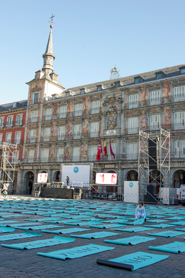 free-yoga-plaza-mayor-madrid