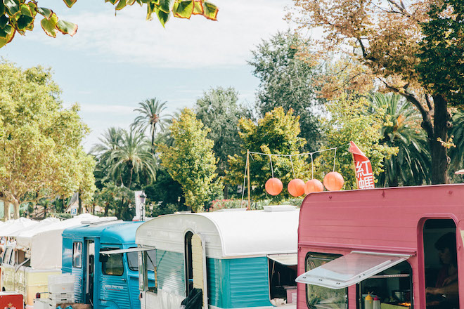 van-van-caravanas comida