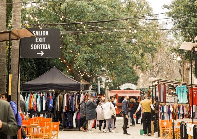 mercado navideño barcelona palo market