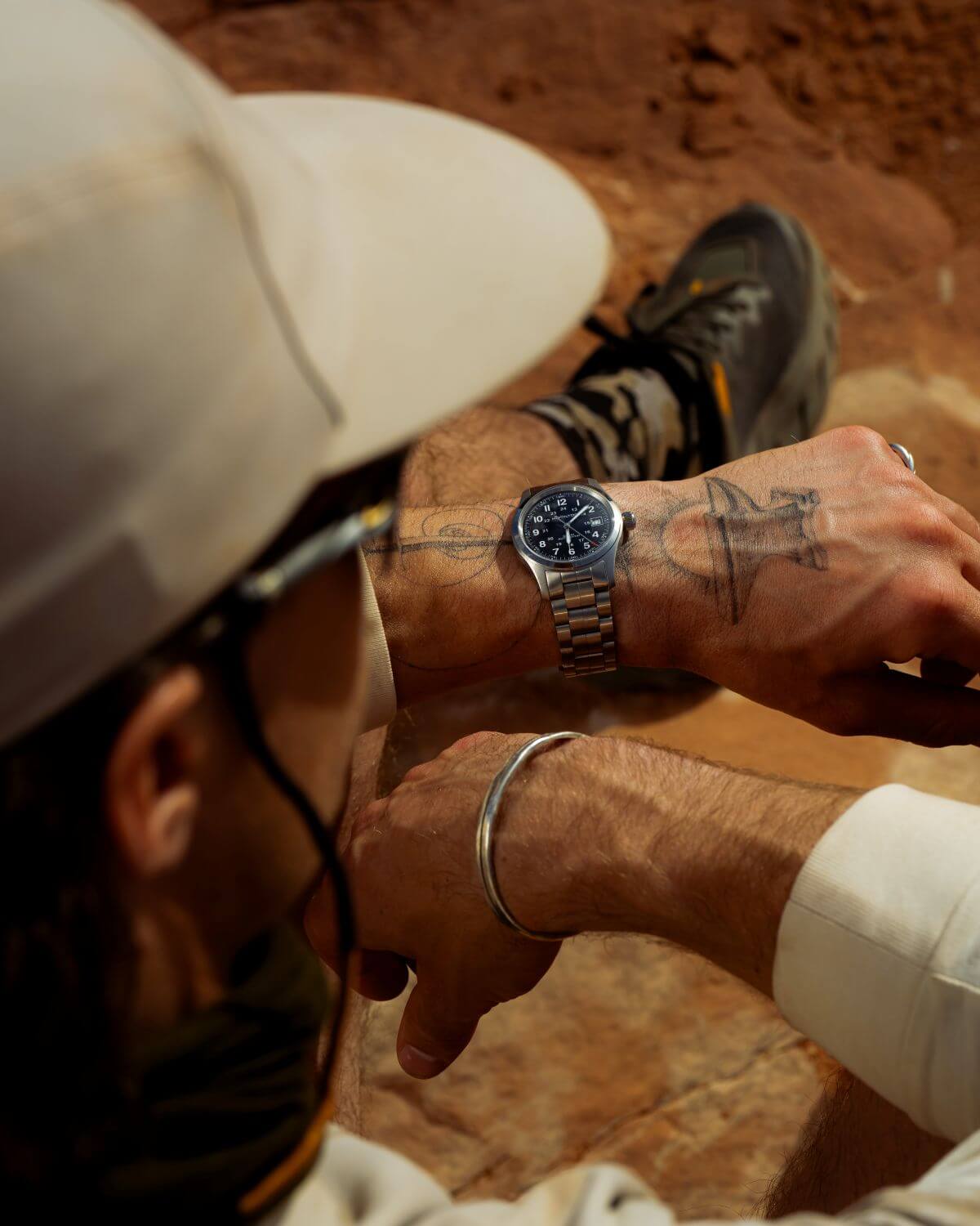 hamilton reloj kakhi